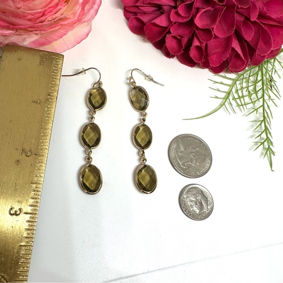 NEW⚜️Smoky Crystal Chandelier Earrings - Picture 3 of 3